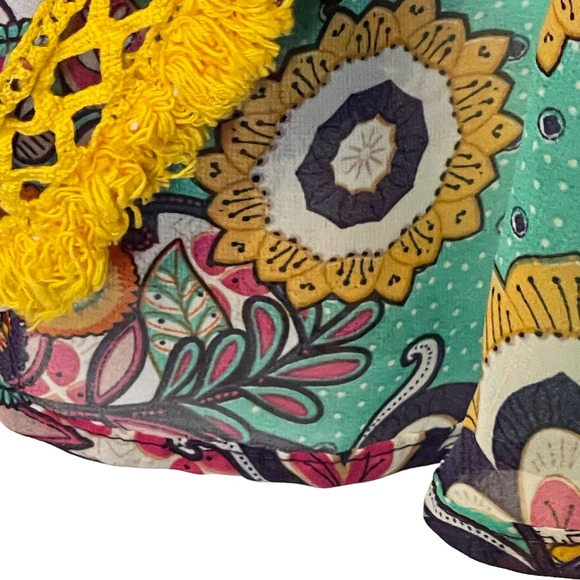 Umgee‎ Tank Top Size Small Colorful Floral V-Neck Boho Womens Lace Bottom - Picture 6 of 8